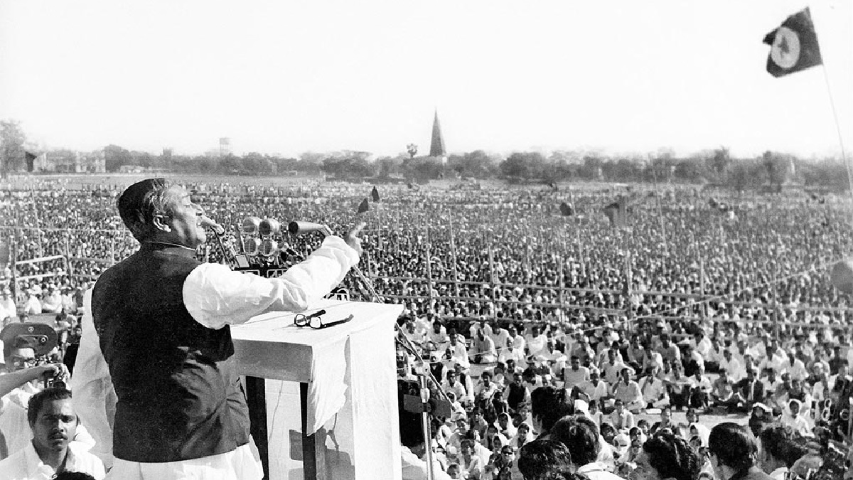 আজ ঐতিহাসিক ৭ মার্চ: স্বাধীনতার চূড়ান্ত আহ্বান