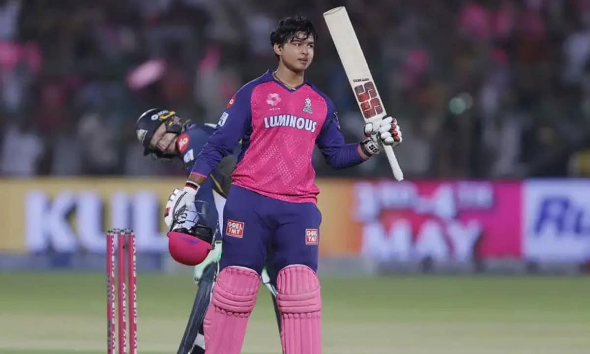 ১৪ বছরেই টি-টোয়েন্টি ইতিহাসের ঝড় তুললেন বৈভব, রাজস্থানের বিশ্বরেকর্ড তাড়ায় শতরানের কীর্তি