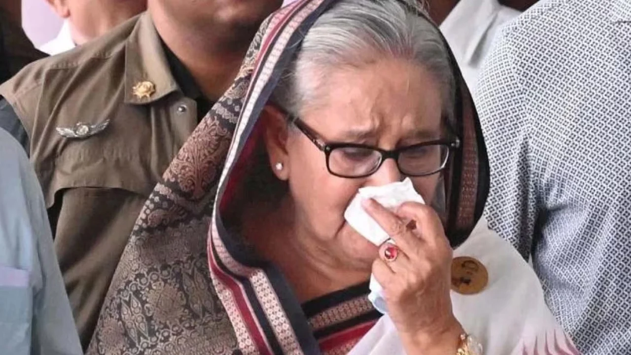 শেখ হাসিনার বিরুদ্ধে আন্তর্জাতিক অপরাধ ট্রাইব্যুনালে আনুষ্ঠানিক অভিযোগ দাখিলের প্রস্তুতি