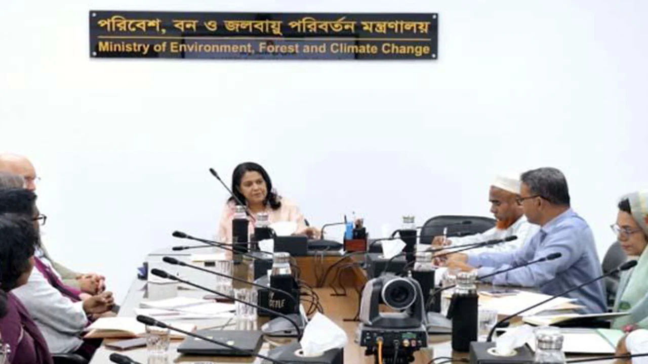 টেকসই বন ও জীবিকা প্রকল্পে বন পুনরুদ্ধারে উল্লেখযোগ্য অগ্রগতি: পরিবেশ উপদেষ্টা