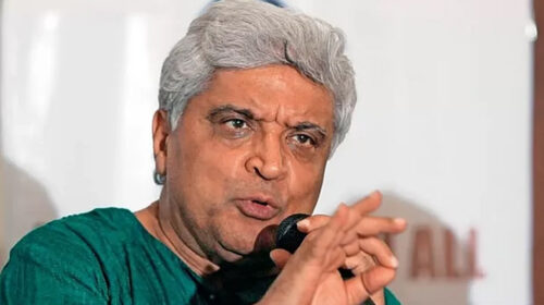 সরকারবিরোধী বক্তব্যে বলিউডের নীরবতা নিয়ে মুখ খুললেন জাভেদ আখতার