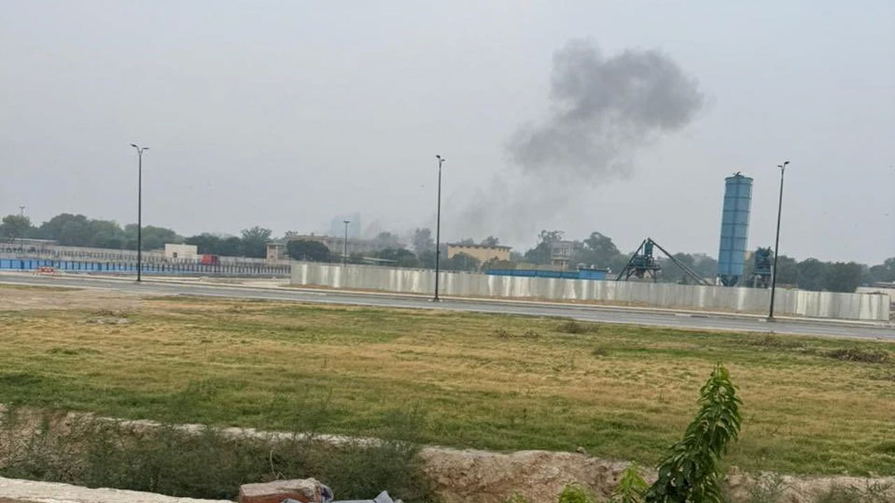 ভারতের নতুন হামলায় উত্তপ্ত পরিস্থিতি, গুজরানওয়ালায় ড্রোন ভূপাতিত করল পাকিস্তান