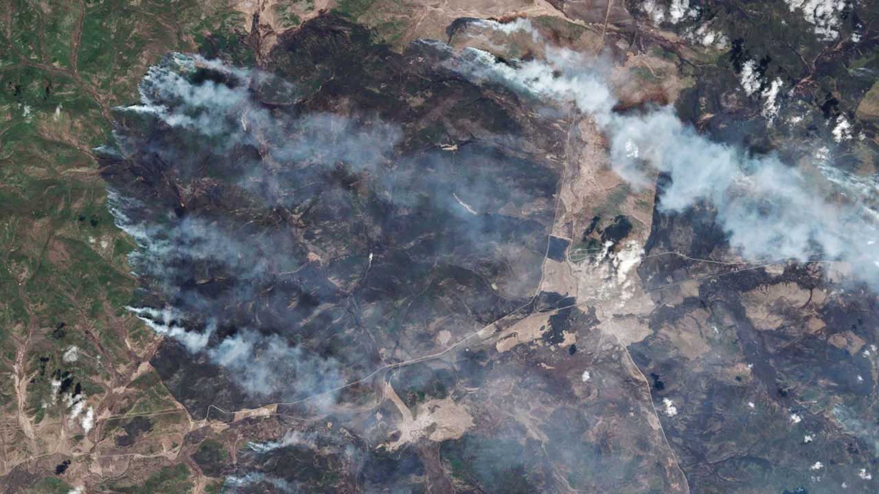 রাশিয়ার সাইবেরিয়ায় ভয়াবহ দাবানল, ছাই হয়ে গেল ৬ লাখ হেক্টর বনভূমি