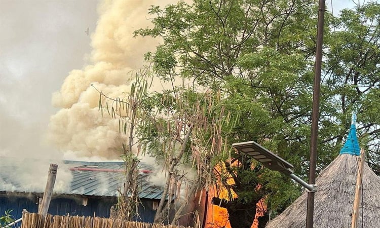 দক্ষিণ সুদানে বিমান হামলায় হাসপাতাল ধ্বংস, নিহত ৭