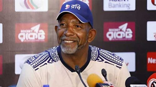 আবারও সিরিজ হার, তবে আশার কথা শোনালেন কোচ সিমন্স