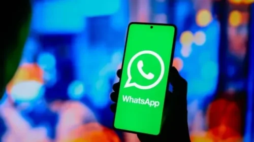 হোয়াটসঅ্যাপে আসছে নতুন ফিচার: এখন স্ট্যাটাস শেয়ারও করা যাবে