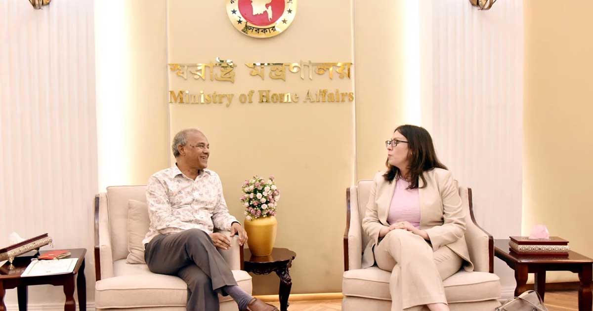 বাংলাদেশের নিরাপত্তা খাতে যুক্তরাষ্ট্রের সহযোগিতা চাইলেন স্বরাষ্ট্র উপদেষ্টা